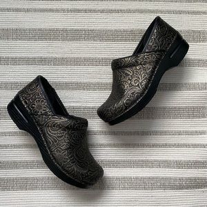 Dansko Professional Tooled Clog Black Antique